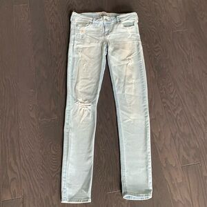 Hollister Light Washed Skinny Jeans